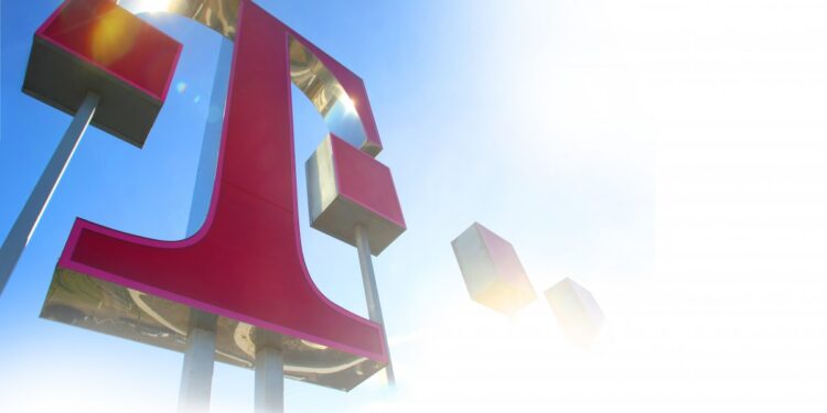 ΟΤΕ: Πουλήθηκε η Telekom Romania Mobile Communications