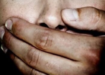Απήγαγαν και ξυλοκόπησαν 15χρονο για λύτρα – Συνελήφθη 18χρονος, καταζητείται συνεργός