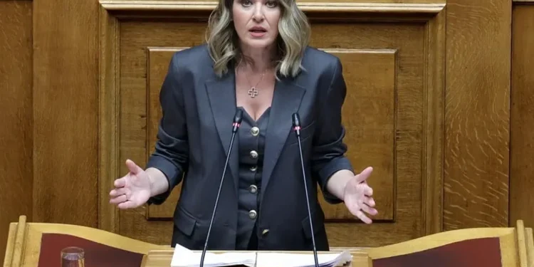 Α. Ευθυμίου: Δεν καταργείται το οκτάωρο – Ασφαλιστικές δικλείδες η ψηφιακή κάρτα και οι έλεγχοι