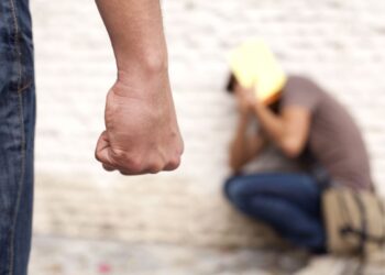 Bullying χωρίς όρια: 15χρονος χτυπήθηκε και απειλήθηκε από συνομήλικους
