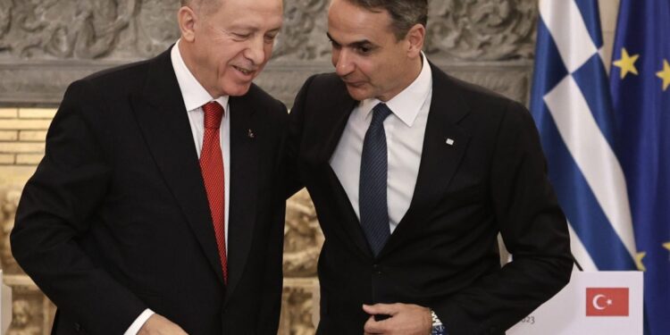 Ελληνοτουρκικές σχέσεις: Η αυστηρή απάντηση του πρωθυπουργού για τα χωρικά μας ύδατα και το «casus belli»