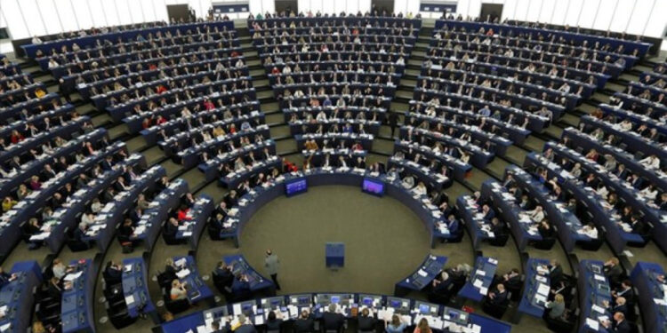Παντρεύτηκε γνωστός Έλληνας Ευρωβουλευτής