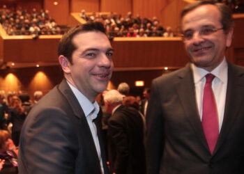 Κόμματα–φαντάσματα: Ο Τσίπρας ονειρεύεται comeback, ο Σαμαράς ψάχνει ακροατήριο