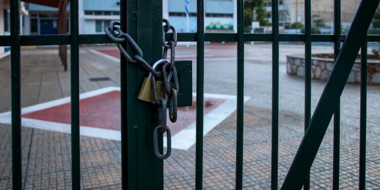 Κλειστά τα περισσότερα σχολεία στη Θεσσαλονίκη – Τι συνέβη