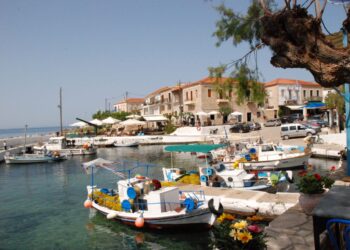 Κοινωνικός Τουρισμός: Πότε ξεκινά η αναδιανομή των αδιάθετων δελτίων