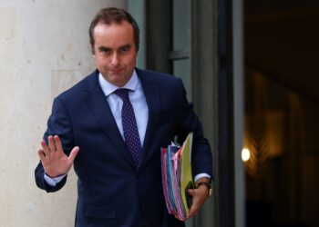 Τέσσερις πρωθυπουργοί σε 14 μήνες: Ποιος είναι ο Λεκορνί- Οι παγίδες που τον περιμένουν