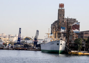 Το ΕΒΕΠ ζητάει επίσπευση των ελέγχων στα κοντέινερ με κινεζικά προϊόντα που έχουν κατασχεθεί στο λιμάνι του Πειραιά