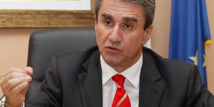 Λοβέρδος: «Πήρα αφορμή από τα Τέμπη – Στη ΝΔ για να δώσω μάχη με σταυρό»