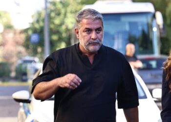 Ο Μπισμπίκης δεν επικοινώνησε ποτέ με τις αρχές, λέει η Δημογλίδου – 1.200 ευρώ και αφαίρεση διπλώματος η πρώτη ποινή