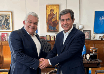 Συνάντηση των υφυπουργών Παιδείας Ν. Παπαϊωάννου και Εσωτερικών Κ. Γκιουλέκα