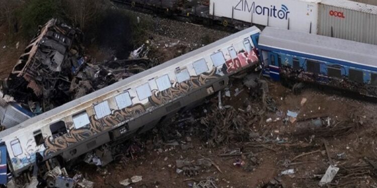 Παρατηρητήριο Εξουσίας: Δεν είναι πλημμέλημα τα Τέμπη για τα πολιτικά πρόσωπα