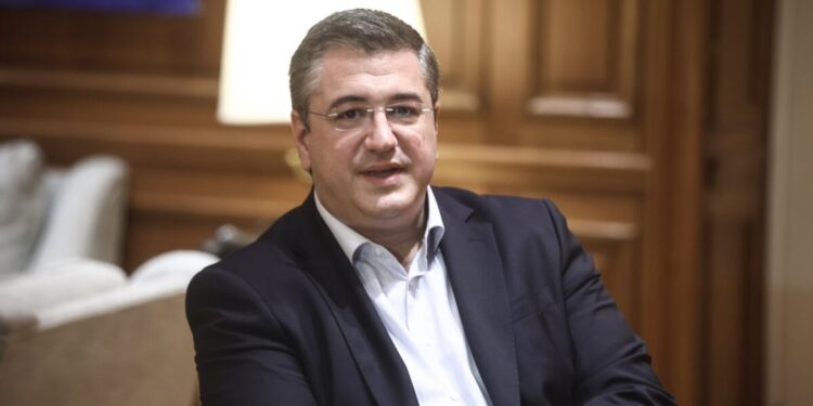 Τζιτζικώστας: Μεταφορές, υποδομές και τουρισμός οι κινητήριες δυνάμεις της οικονομικής ανάπτυξης