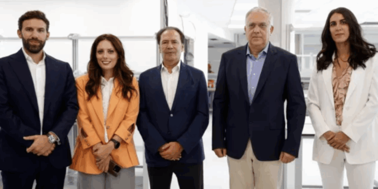 Θεοδωρικάκος: Στηρίζουμε τη στρατηγική επένδυση της ELPEN που συμβάλλει στο νέο παραγωγικό πρότυπο της χώρας