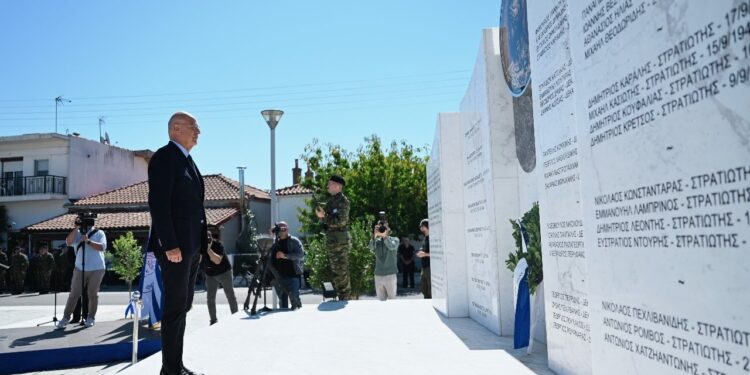 Στην Ορεστιάδα ο Ν. Δένδιας για τα αποκαλυπτήρια του Μνημείου Πεσόντων της 3ης Ελληνικής Ορεινής Ταξιαρχίας στη Μάχη του Ρίμινι