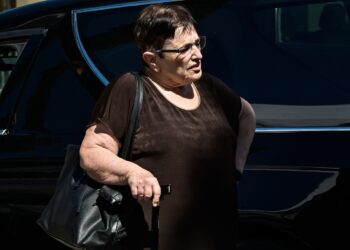 Στο Αγία Όλγα η Αλέκα Παπαρήγα – Τι συνέβη