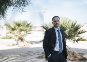 Η νύχτα που έγινε θρίλερ στη Γλυφάδα – Ο αντιπεριφερειάρχης, τα 1.300 ευρώ και οι δύο άγνωστοι
