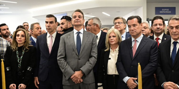 Μητσοτάκης από «Αττικόν»: Το ΕΣΥ αλλάζει προς όφελος των ασθενών, των γιατρών και του προσωπικού