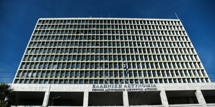 ΤΕΛΕΥΤΑΙΑ ΕΞΕΛΙΞΗ: Στη ΓΑΔΑ άτομο για το διπλό φονικό της Φοινικούντας