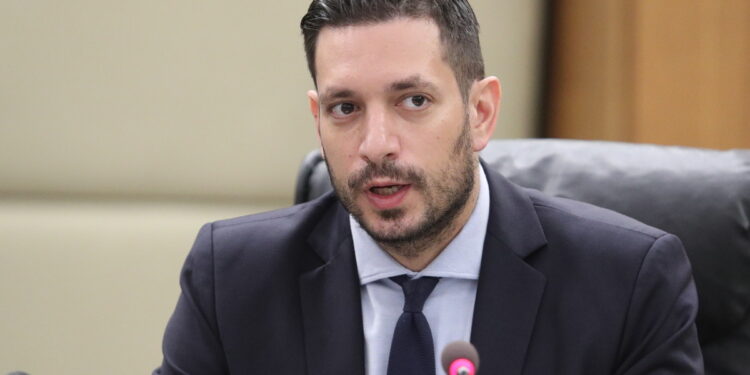Κυρανάκης: Τα όποια εμπόδια είχαμε τα προηγούμενα χρόνια θα τα επιλύσουμε και το τρένο θα έρθει στην Πάτρα