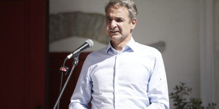 Live: Η παρουσίαση του προγράμματος «Αμοργόραμα» από τον Μητσοτάκη