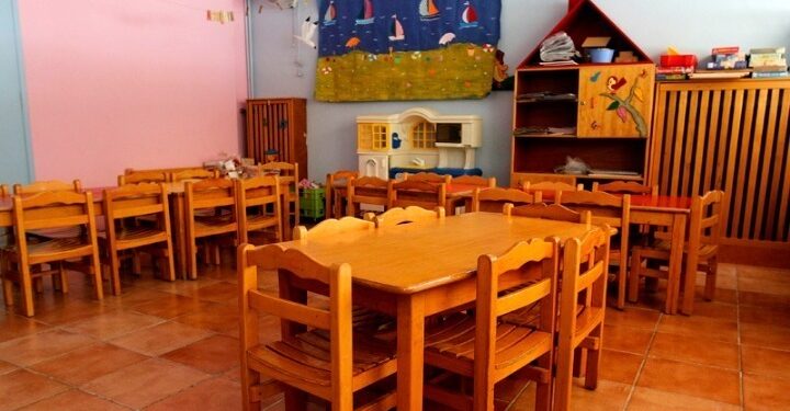 Θεσσαλονίκη: Νηπιαγωγός καταδικάστηκε για 4χρονο που ξέφυγε από την τάξη της και βρέθηκε στον δρόμο