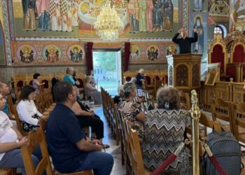 Πρώτη Θεία Λειτουργία στη νοηματική γλώσσα σε εκκλησία του Βόλου