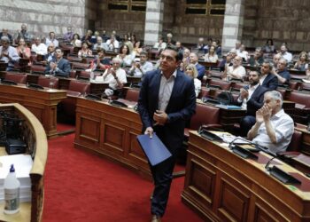 Τσίπρας: Ποιους θα πάρει μαζί του, ο γρίφος με τις όμορφες θάλασσες